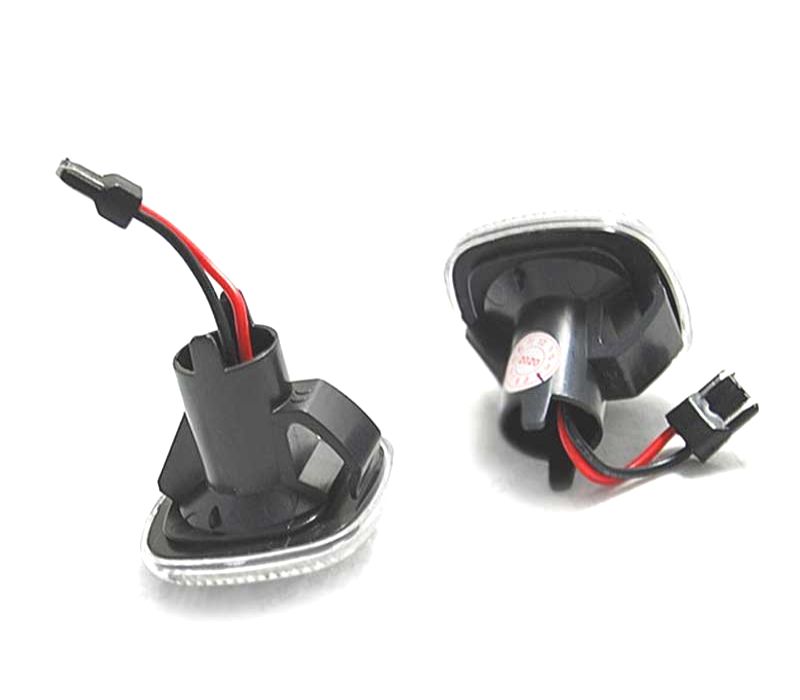 PISCAS AUDI A3 A4 SKODA FABIA OCTAVIA LED DINÂMICOS