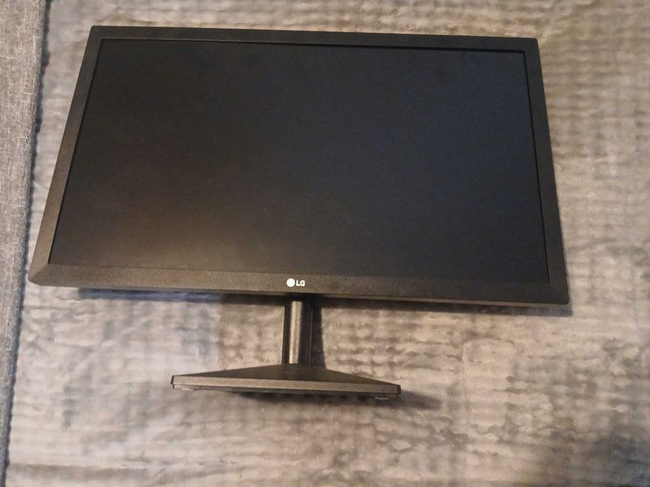 Monitor LG 15"" em bom estado
