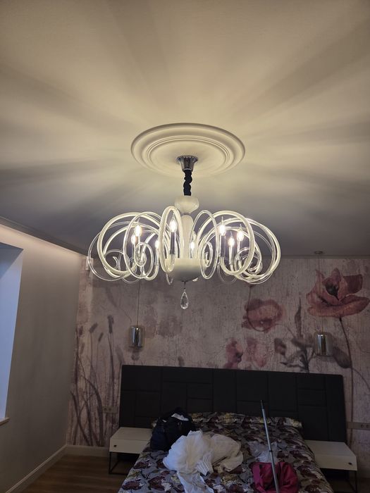 Люстра стельова,  діаметр 950 мм.