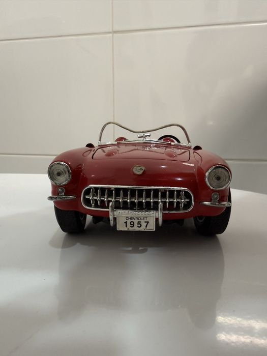 Chevrolet Corvette 1/18