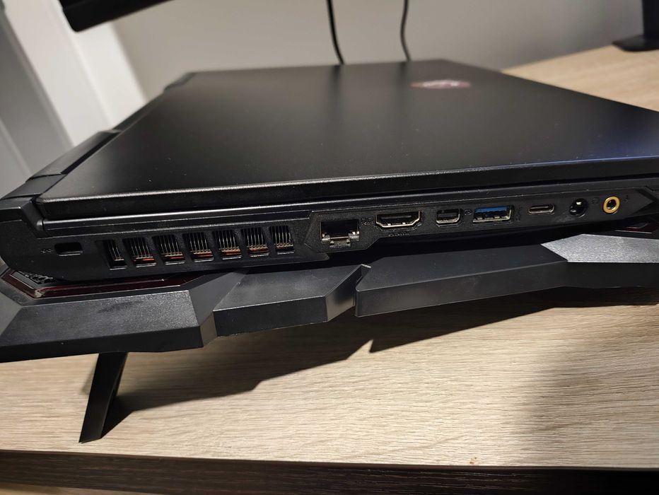 LAPTOP GAMEINGOWY MSI GL75 i7-9750H Windows 11 GTX1660Ti 17,3" 120Hz