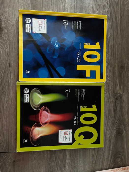 Livros escolares secundário Física e Química