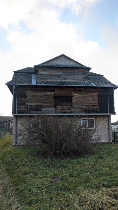 Siedlisko Hutków k. Krasnobrodu,  5,734 ha, dom + budynki gospodarcze