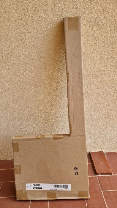 Cabide / prateleira de parede Ikea