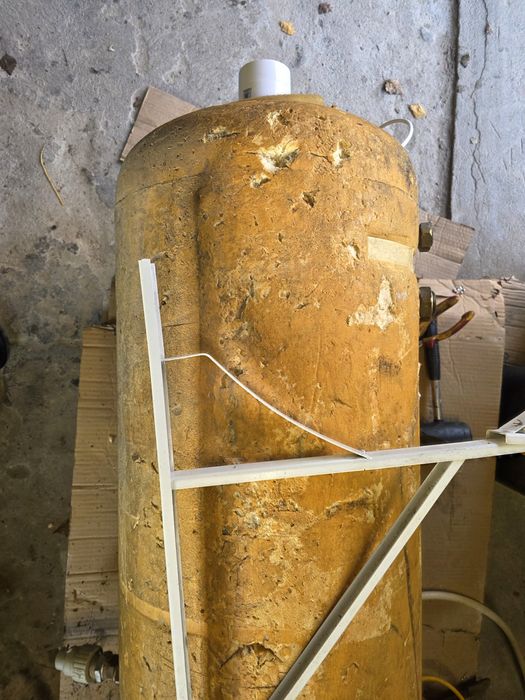 Bojler z grzałką elektryczną