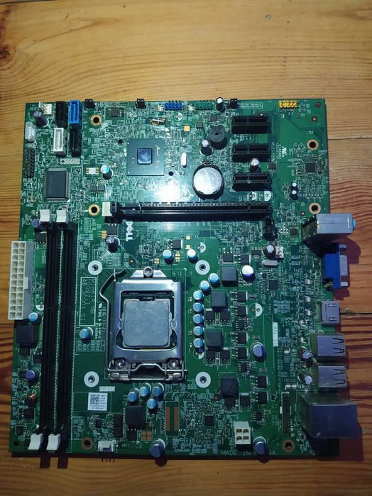 Материнська плата Dell MIH61R-MB разом з процессором Intel Core i5