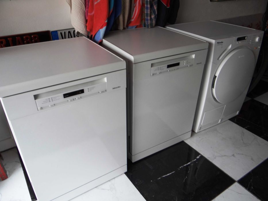 Suszarka  Miele T7946 C  kondensacyjna z pompą ciepła .