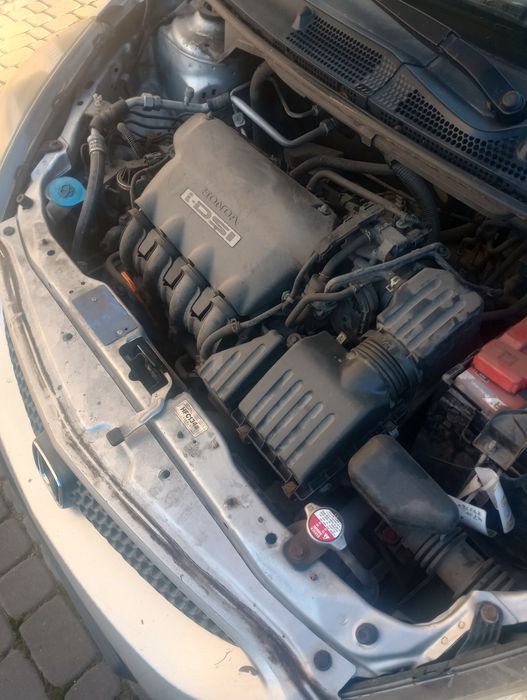 Honda jazz 1.2.        .