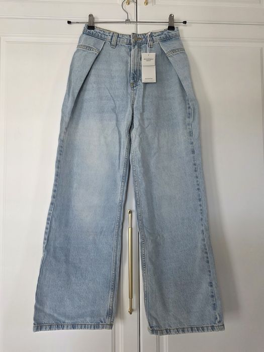 Spodnie jeans reserved 158