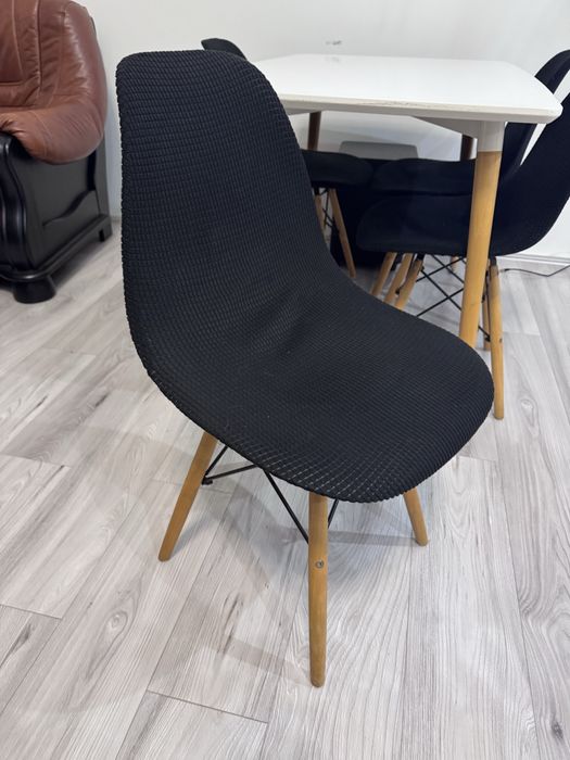 Stol jadalniany + 4 krzesla