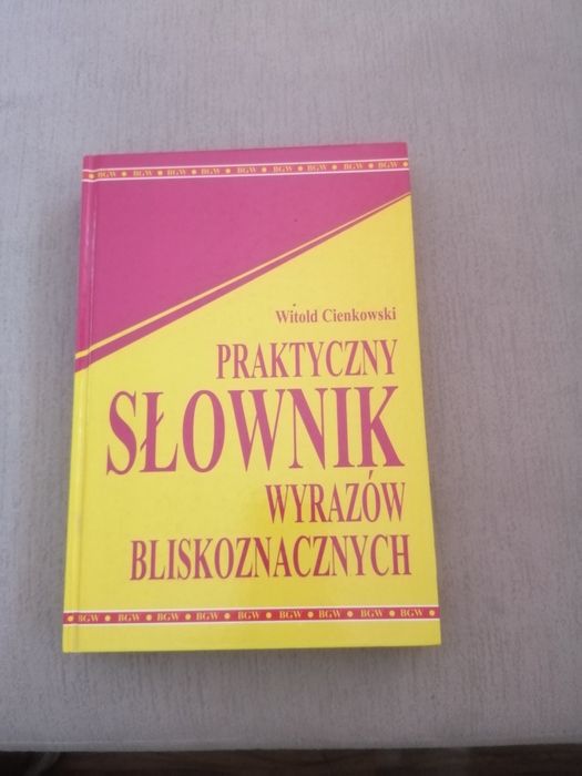Słownik wyrazów bliskoznacznych