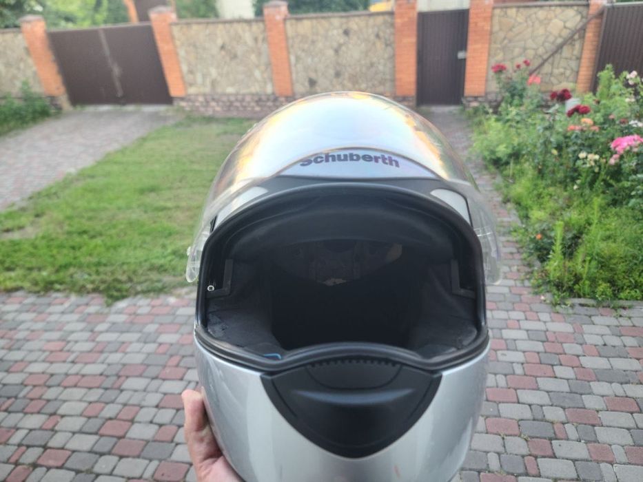 Продам шолом Schuberth S1