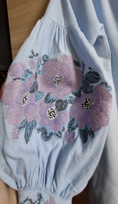 Вишиванка на дівчинку