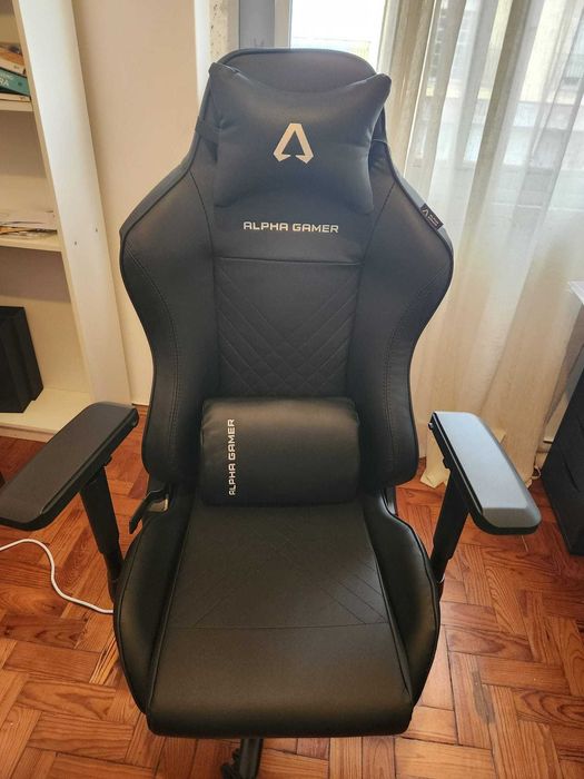 Cadeira Gaming ALPHA GAMER Nysa (Até 150kg - Elevador a gás Classe 4 - Preto)