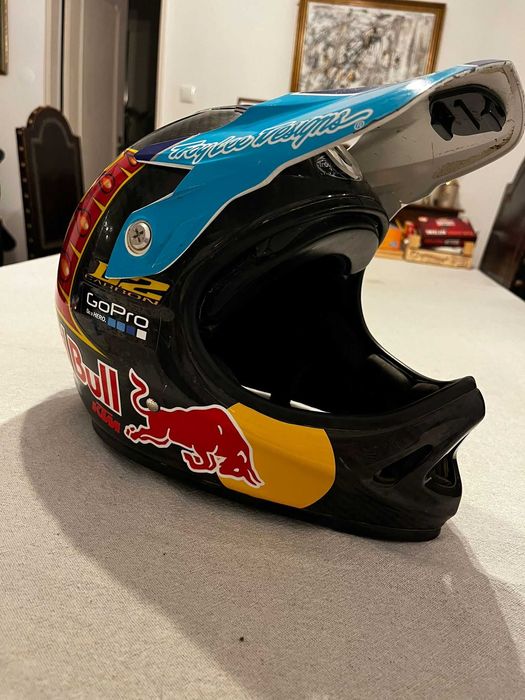 Capacete Troy Lee Designs D2 Carbon M – Sticker Kit Red Bull – Raro