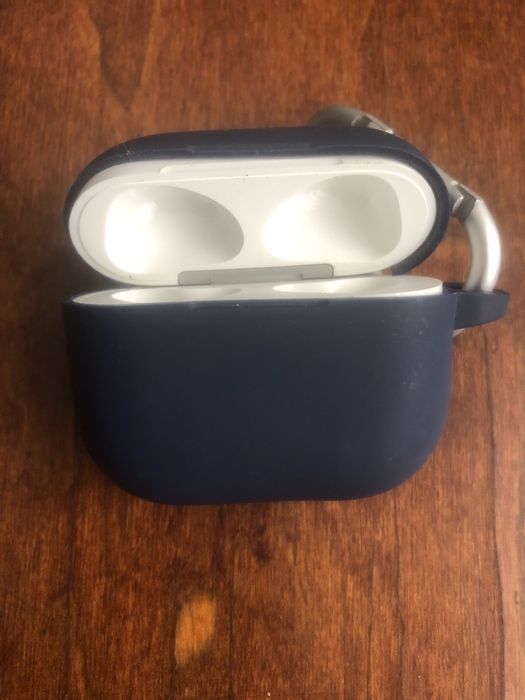 Кейс для наушников аир подс 3 , А 2566 оригинал