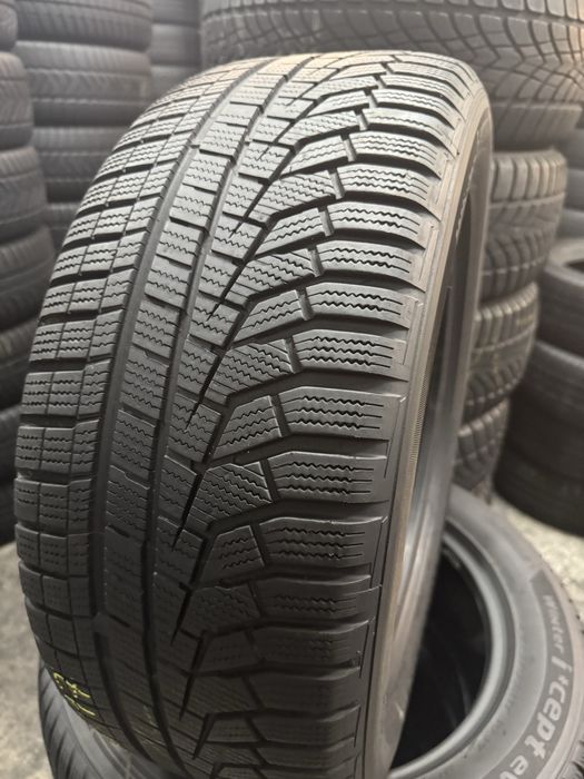 шини б.у зима 235/55 R17 Hankook Winter I'Cept evo 2 склад резини