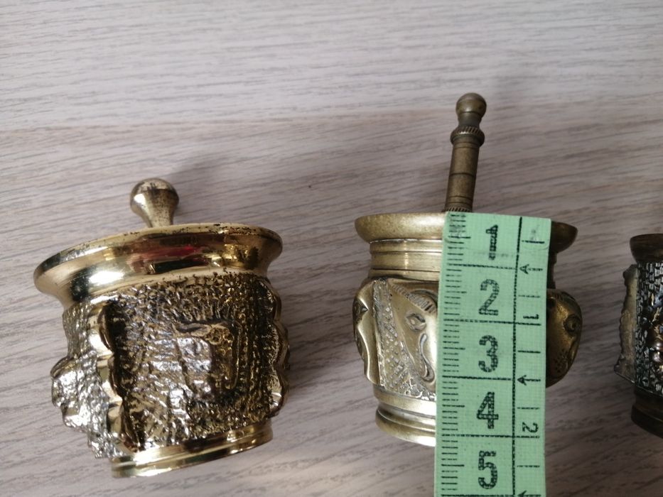 Três Almofariz em cobre, 14€ cada