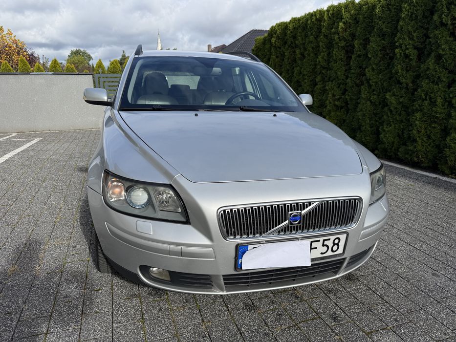 Volvo V50