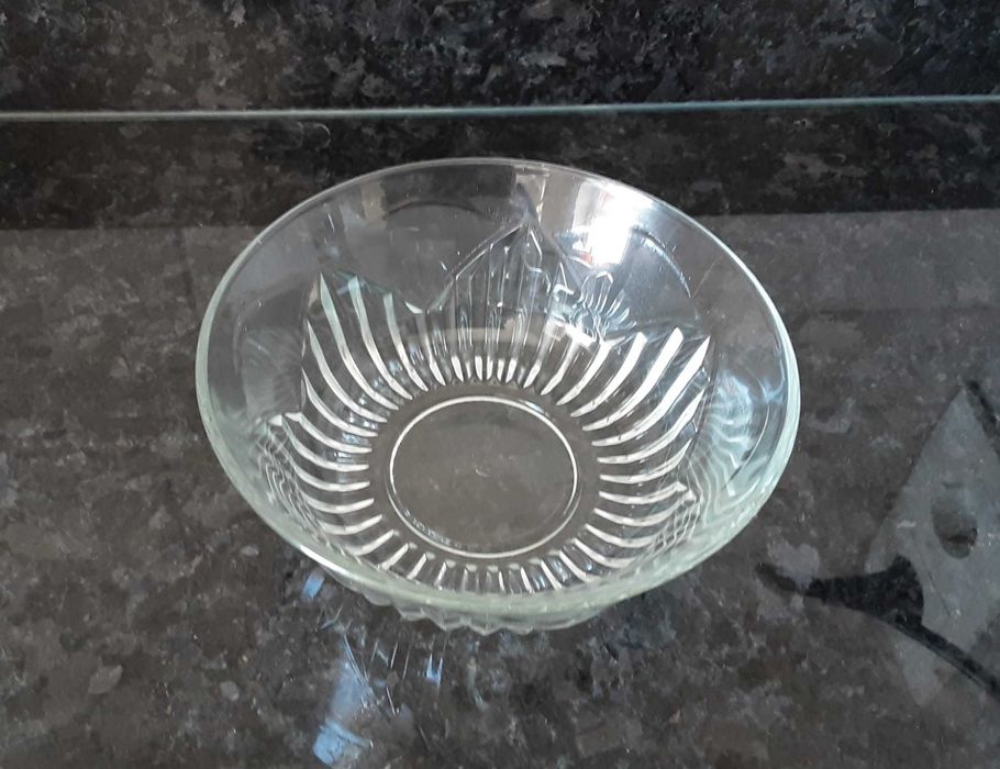 Taça Pequena de Sobremesa Antiga/Vintage