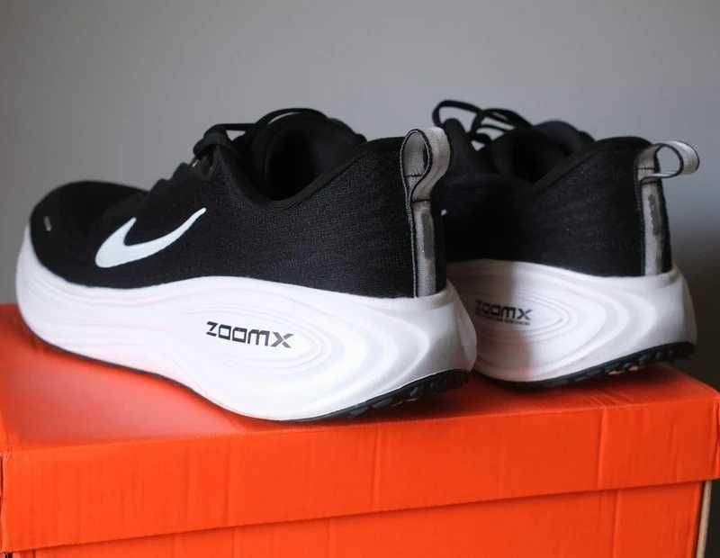 Nike ZoomX Vomero Plus