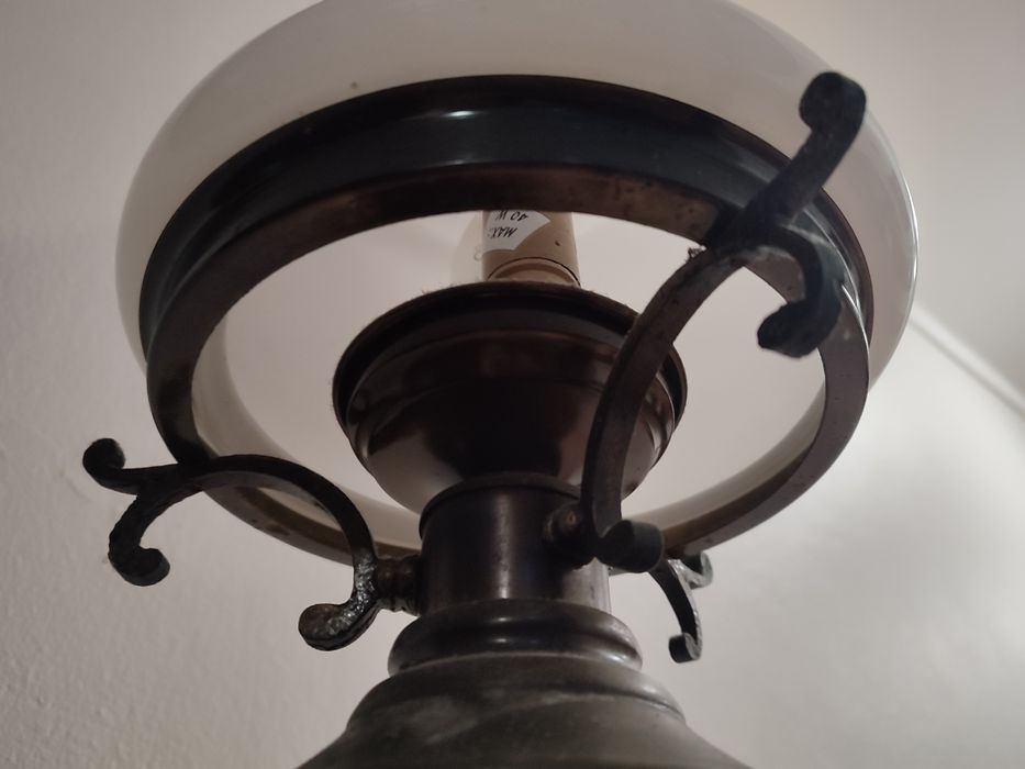 Candeeiro de tecto em latão