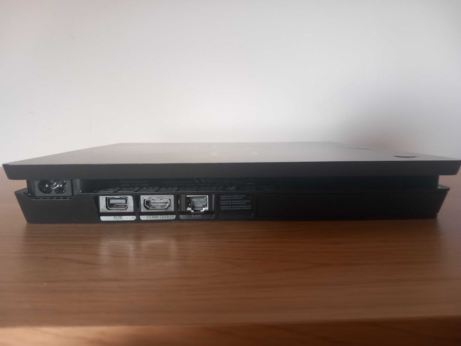 Playstation 4 Days of play / cinzenta