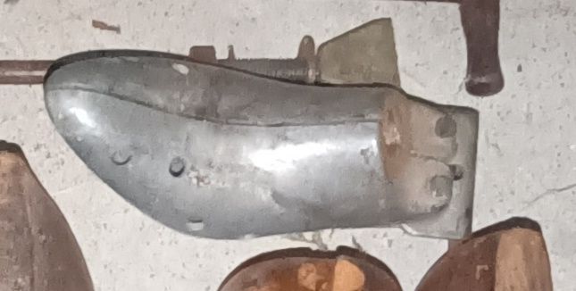 Moldes de sapatos e alargadores ( Sapateiro )