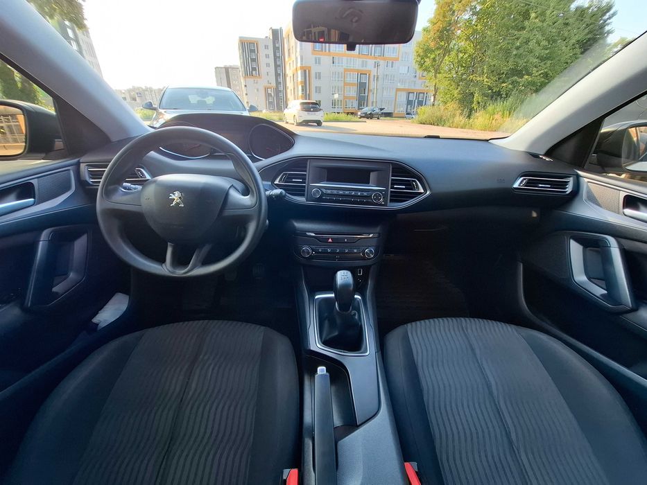 Продам Peugeot 308 SW 1,6D 2017р.