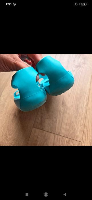 Crocs w9 niebieskie
