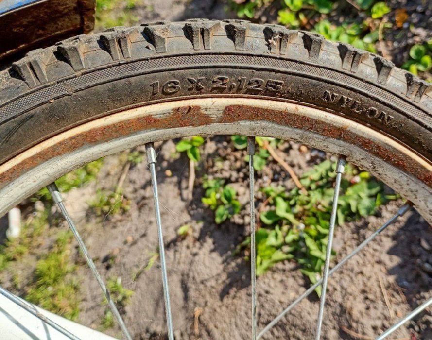 Велосипед дитячий 16"