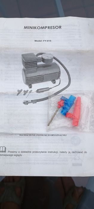 Minikompresor samochodowy 12V