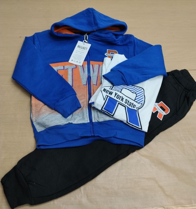 Conjunto fato treino