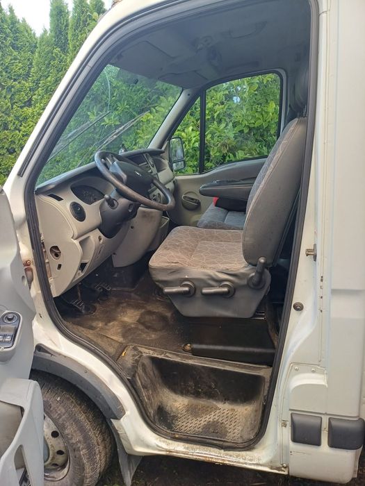 Renault Master  kontener z windą
