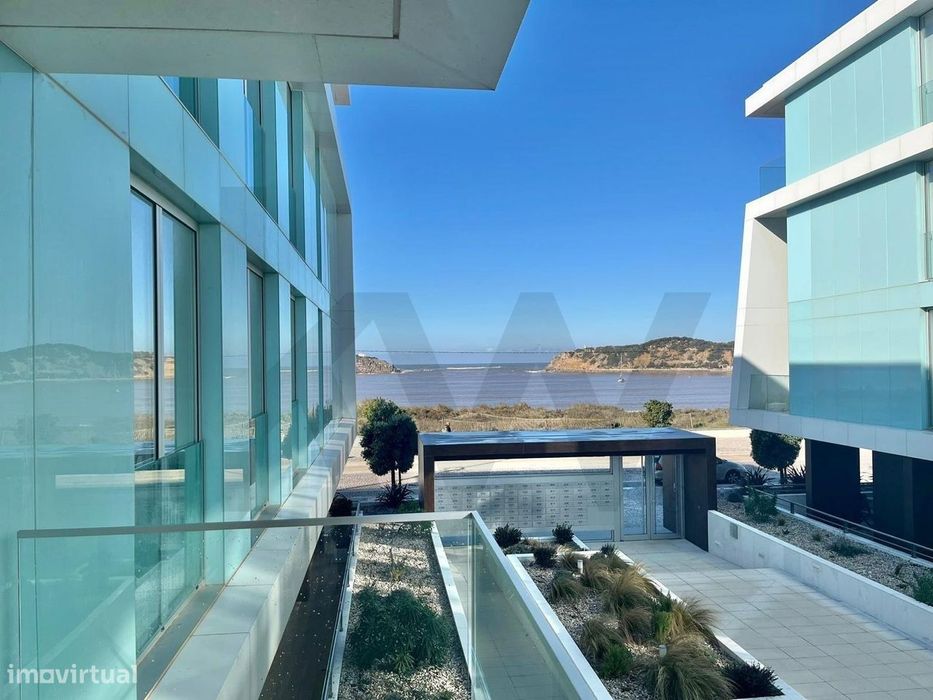 Apartamento T3 Novo em Primeira Linha de Mar – São Martinho do Porto