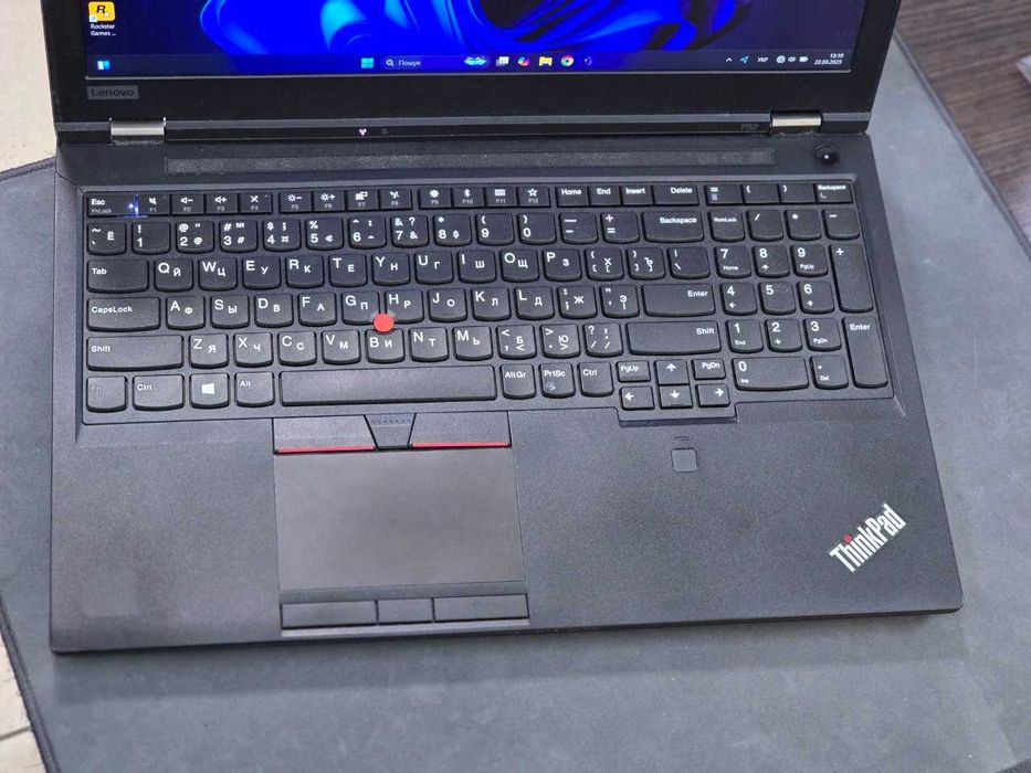 Lenovo Thinkpad Core i7-8850h nVidia 6gb 32gb ddr4 SSD