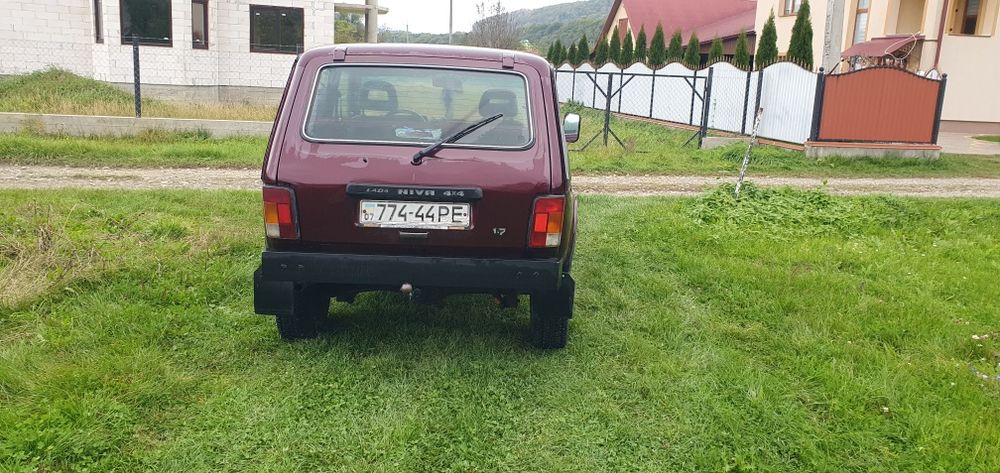 Продам ниву в доброму стані