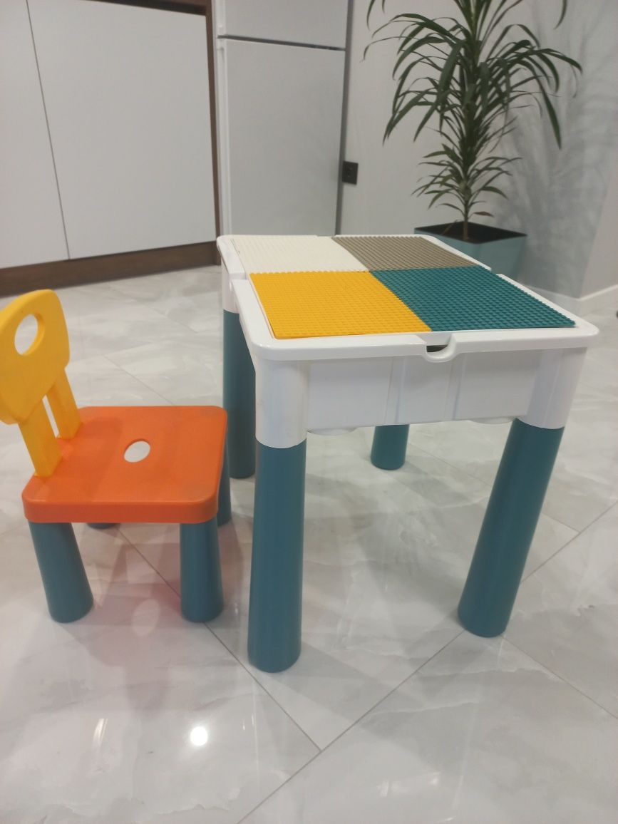 Sluban table on sale