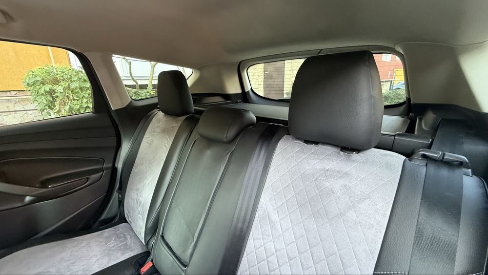 Ford escape 2017р.