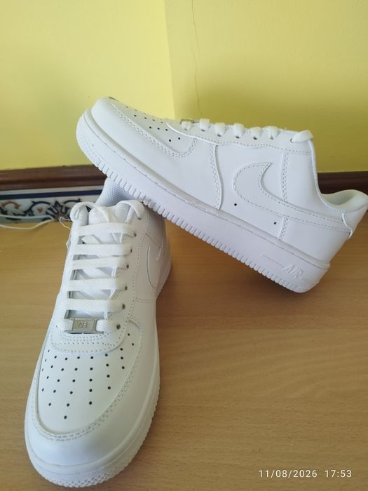 Tênis Nike Air Force 1  N 38