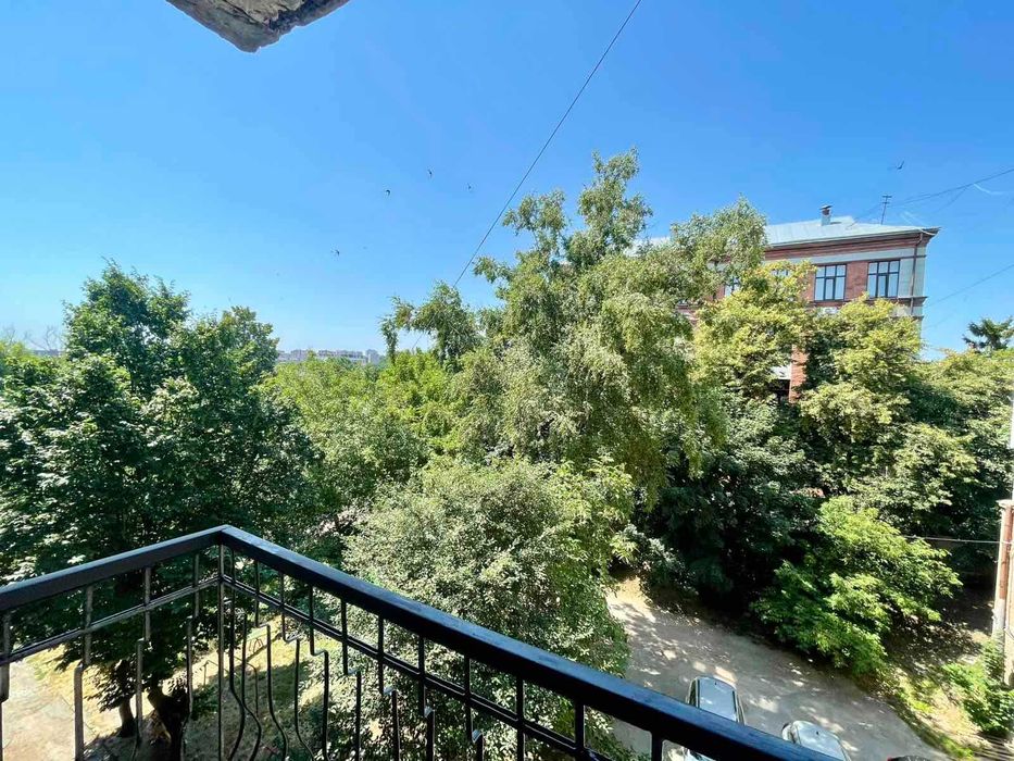 ЦЕНТР 3-кім квартира вул Руська + Звітні документи