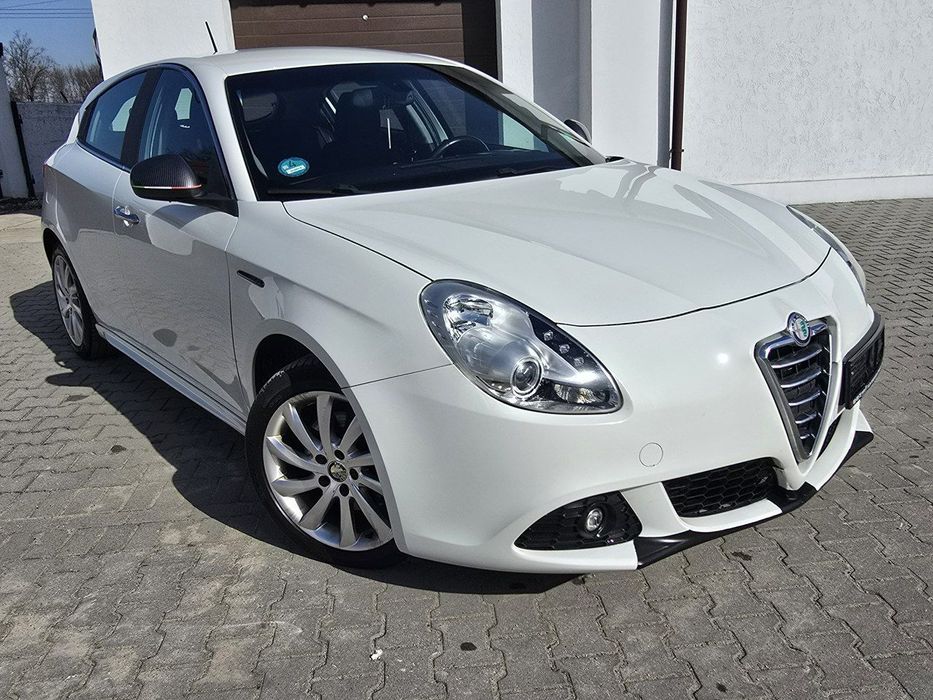 Alfa Romeo Giulietta 1,4Turbo Benz. Tempomat.Alufelgi.Ledy.Klimatronic 2 str.Alufelgi.OKAZJ