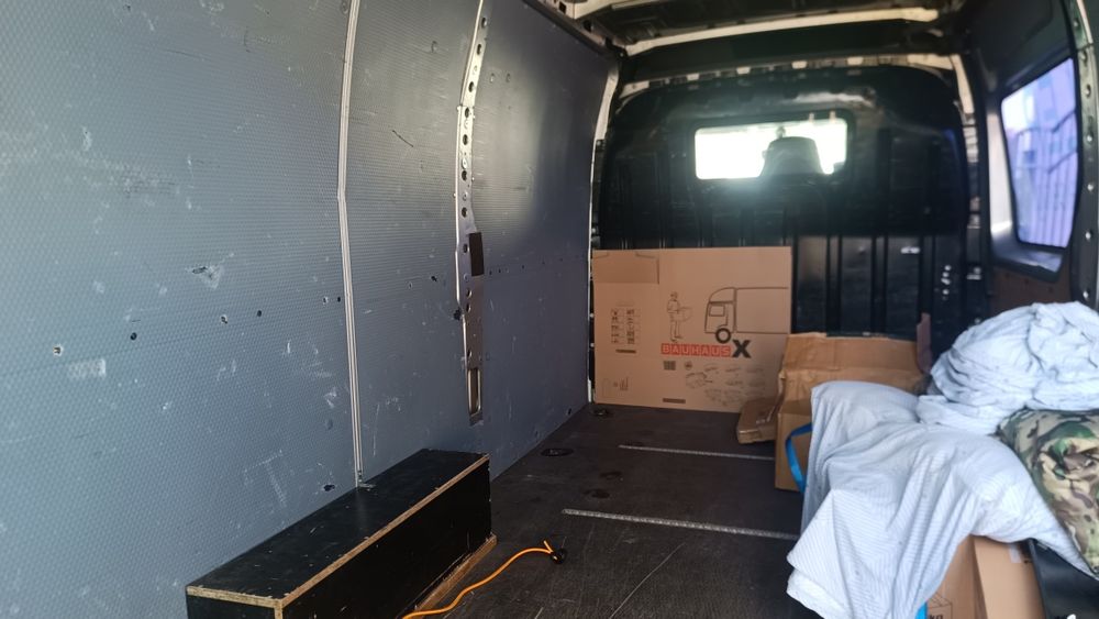 Автомобіль  Opel Movano задній привід.