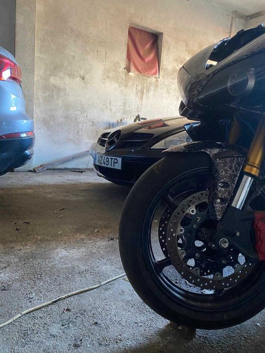 Yamaha YZF-R1 RN19 1000cc – 2008
