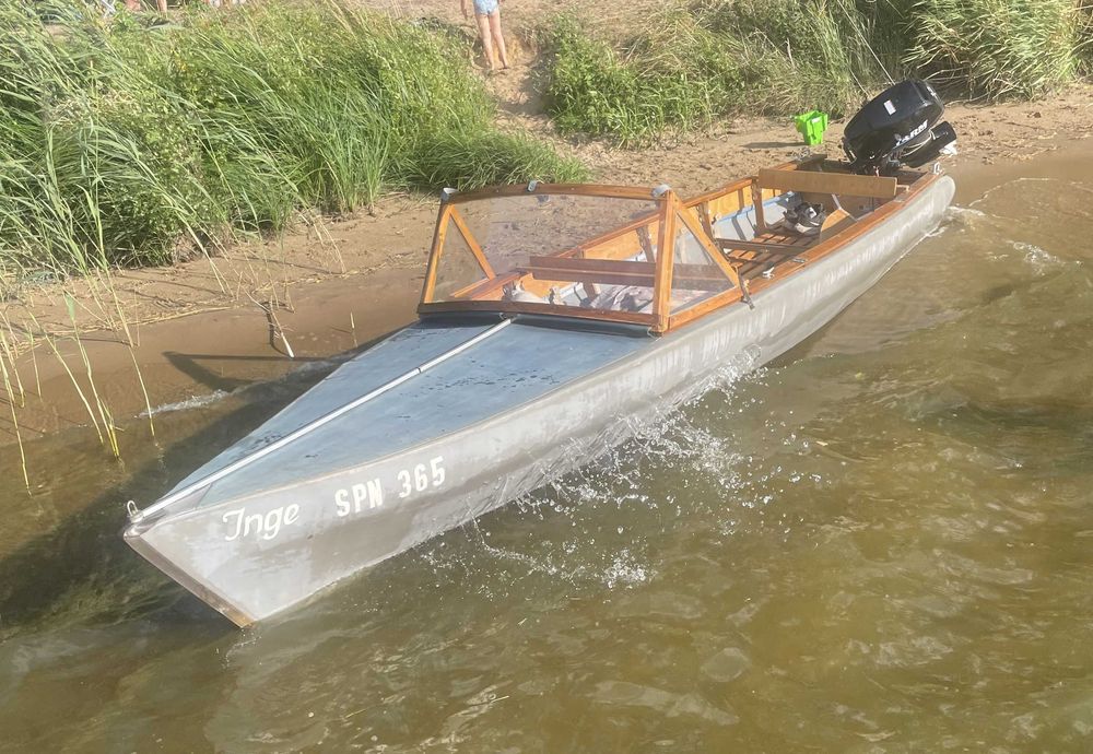 Zabytkowa łódka składana MTW Delphin 110 typ 2 + akcesoria