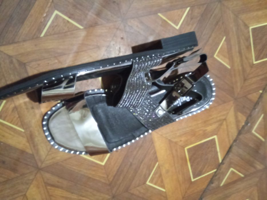 Босоножки женские р.41