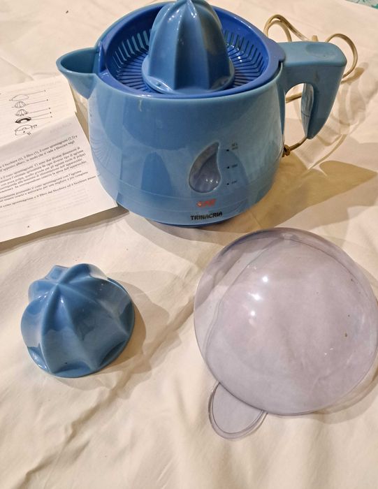 Продам соковыжималку