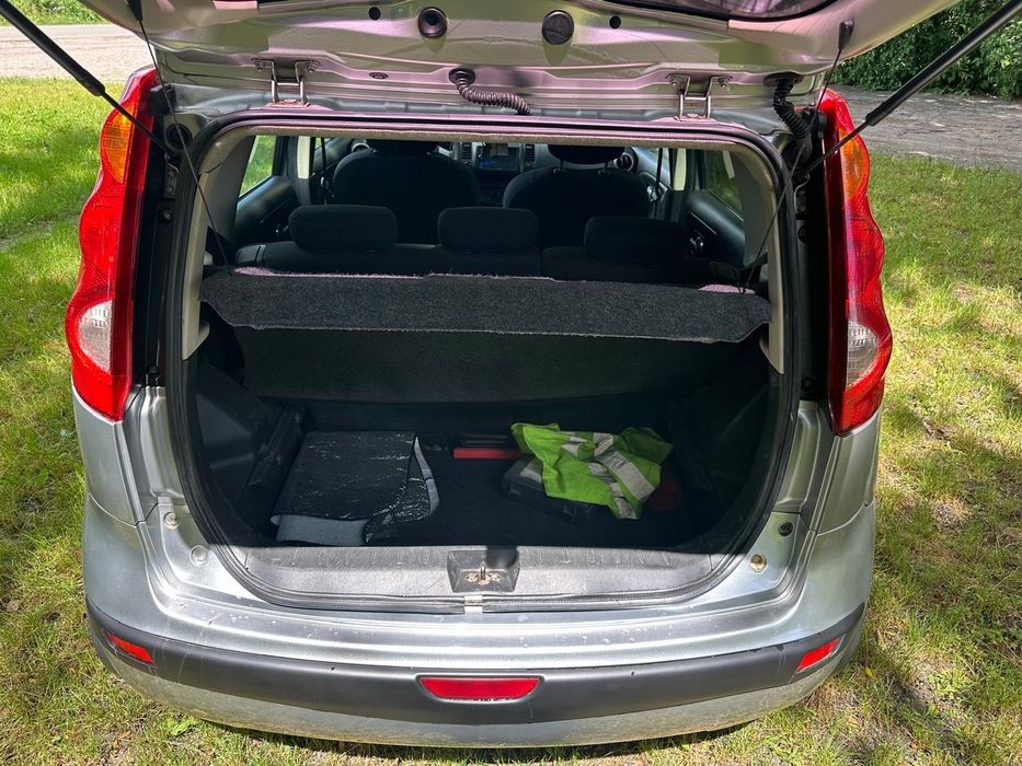 Nissan Note 1.6/автомат