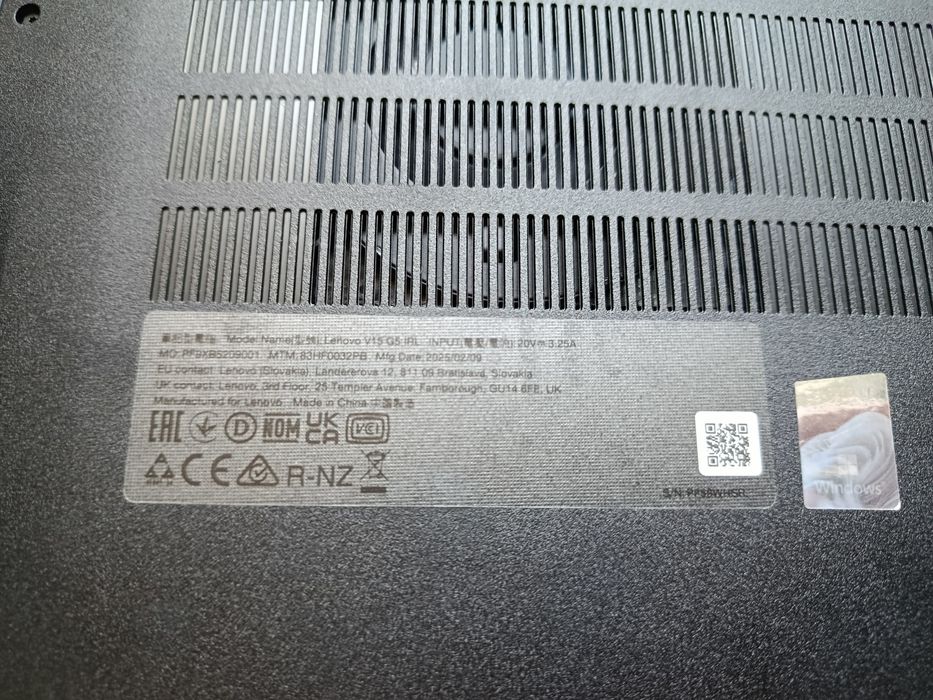 Laptop Lenovo V15 G4 IRU i5 / 16GB RAM / 512GB SSD