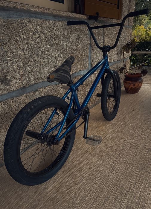 Bmx profissional  montada ás peças